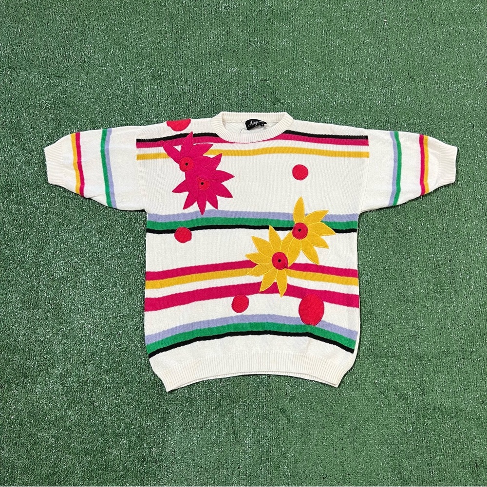 Vintage 80s 90s knit short sleeve sweater